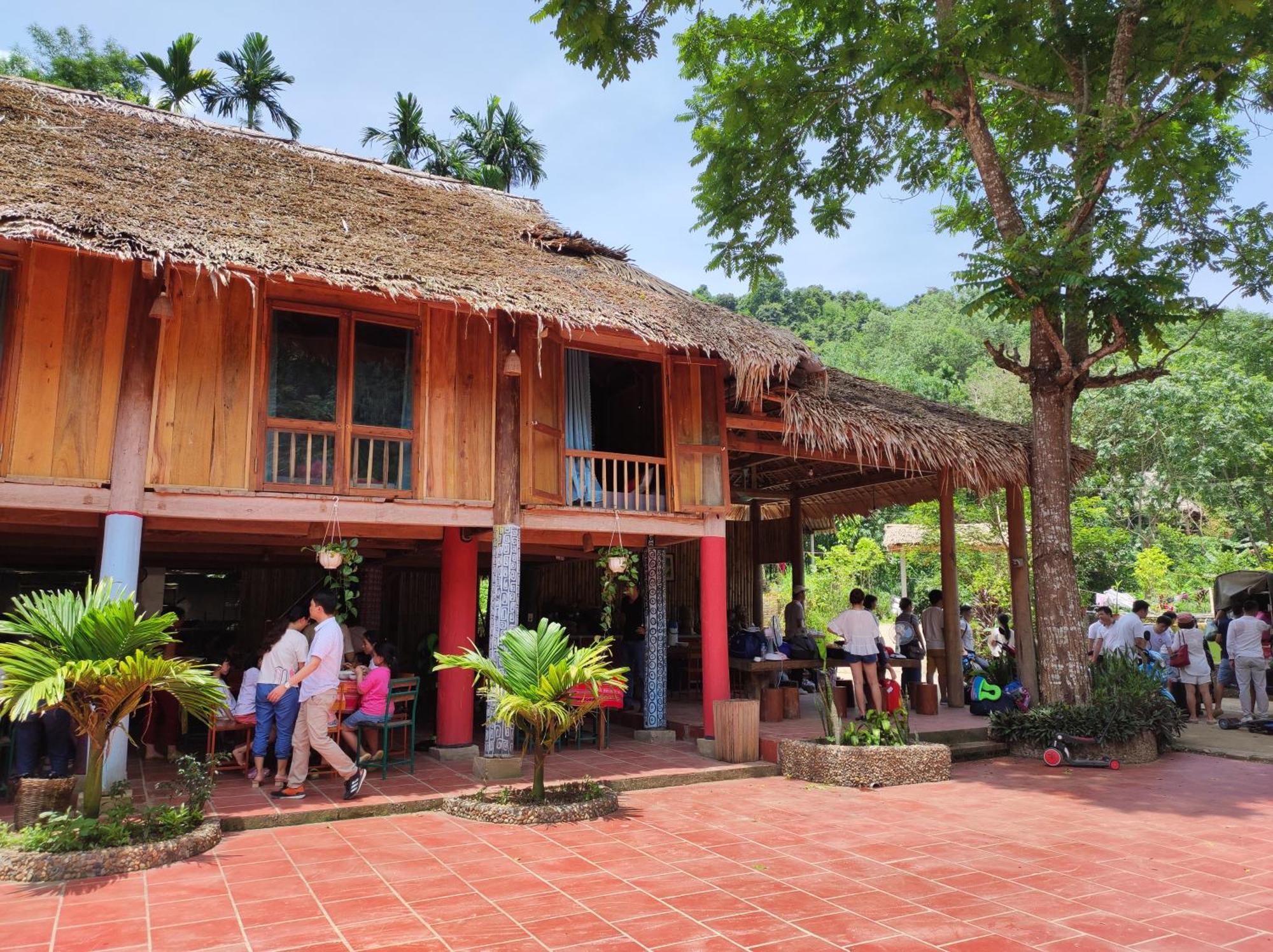 Lepont Mu Waterfall Bungalow Hòa Bình المظهر الخارجي الصورة