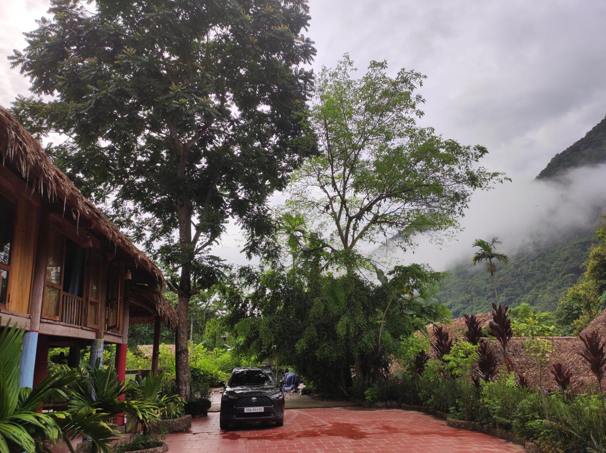 Lepont Mu Waterfall Bungalow Hòa Bình المظهر الخارجي الصورة